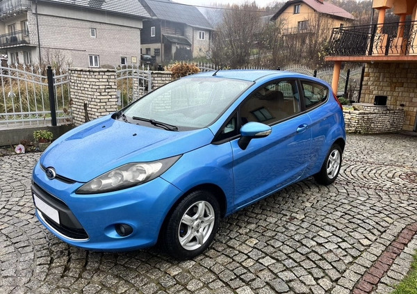 Ford Fiesta cena 21900 przebieg: 89000, rok produkcji 2011 z Ruciane-Nida małe 67